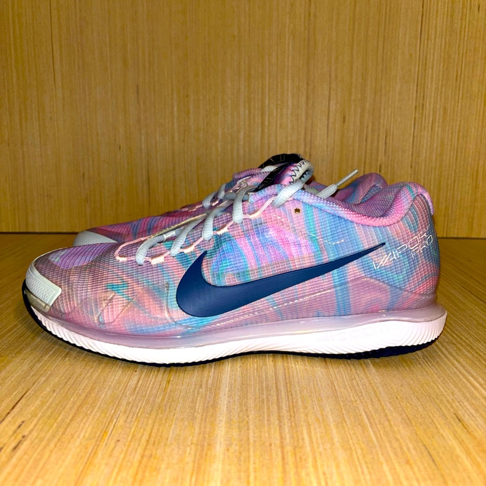 SOLD!!!!!Nike Air Vapor Pro